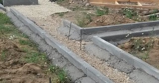 Установка бордюров для плитки в Полевской в октябре