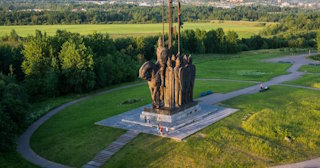 Благоустройство памятников в Полевской от 924 руб. – компания ТротуарнаяПлитка